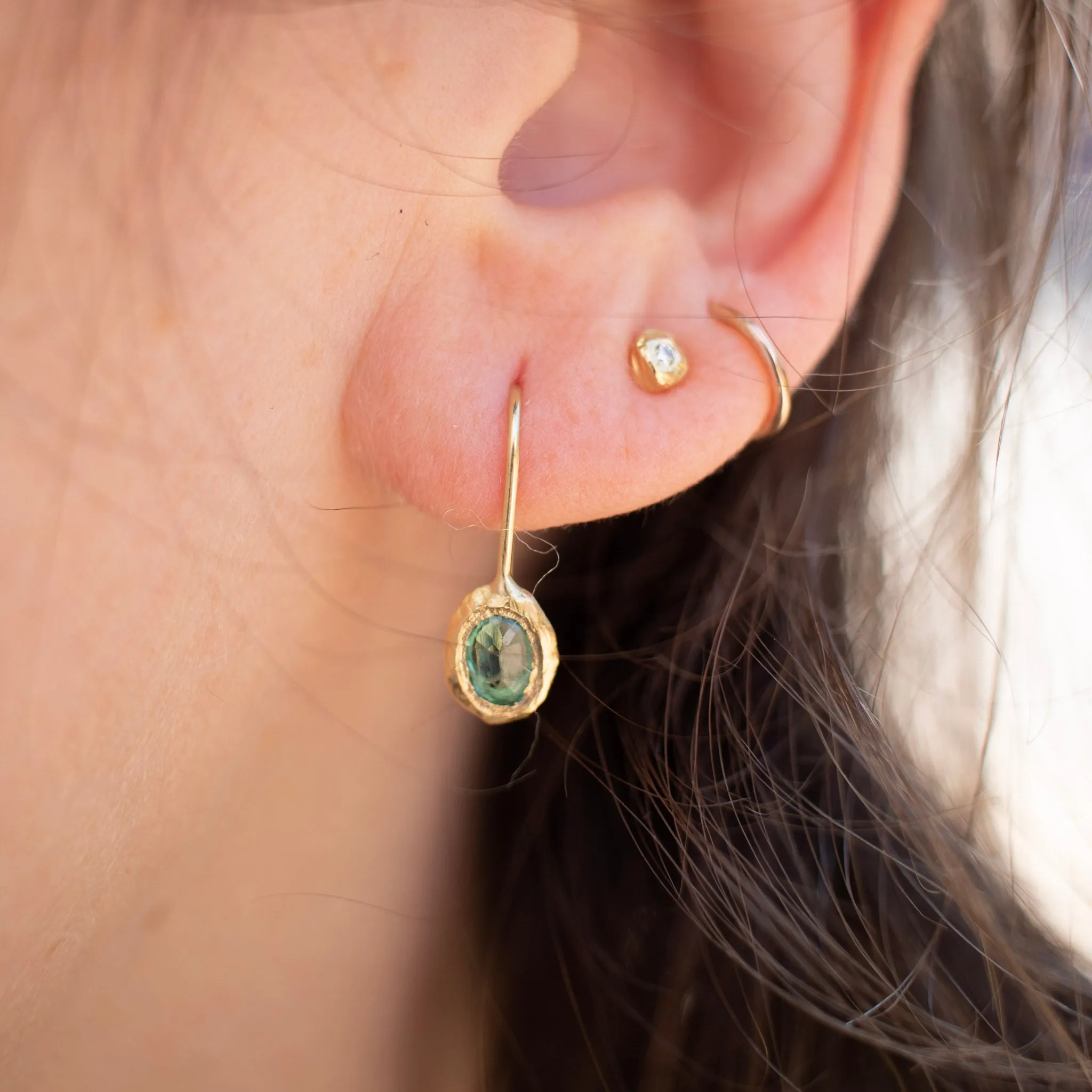 18K Oval Fixed Hook Earrings in Emerald