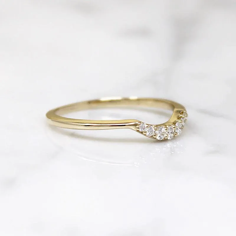 Curved Diamond Band in Recycled Gold