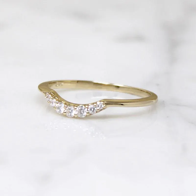 Curved Diamond Band in Recycled Gold