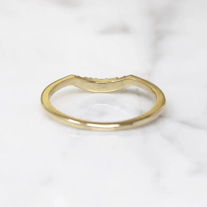 Curved Diamond Band in Recycled Gold