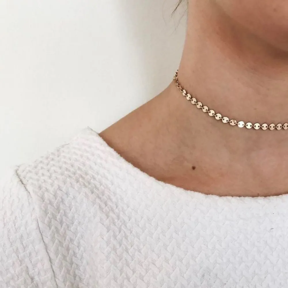 Dainty Pontille Layered Choker Necklaces Set