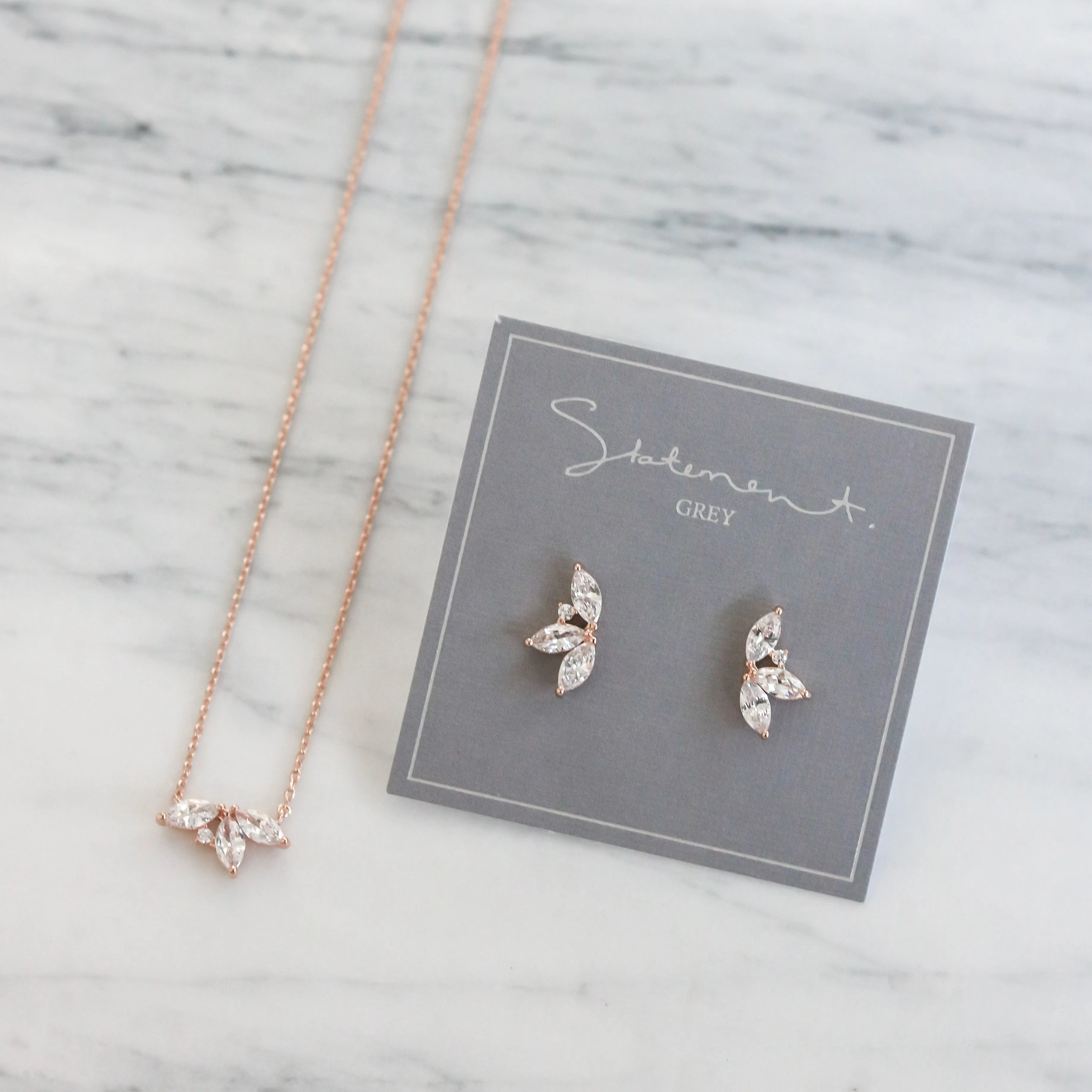 Delle Earrings & Sada Necklace Set