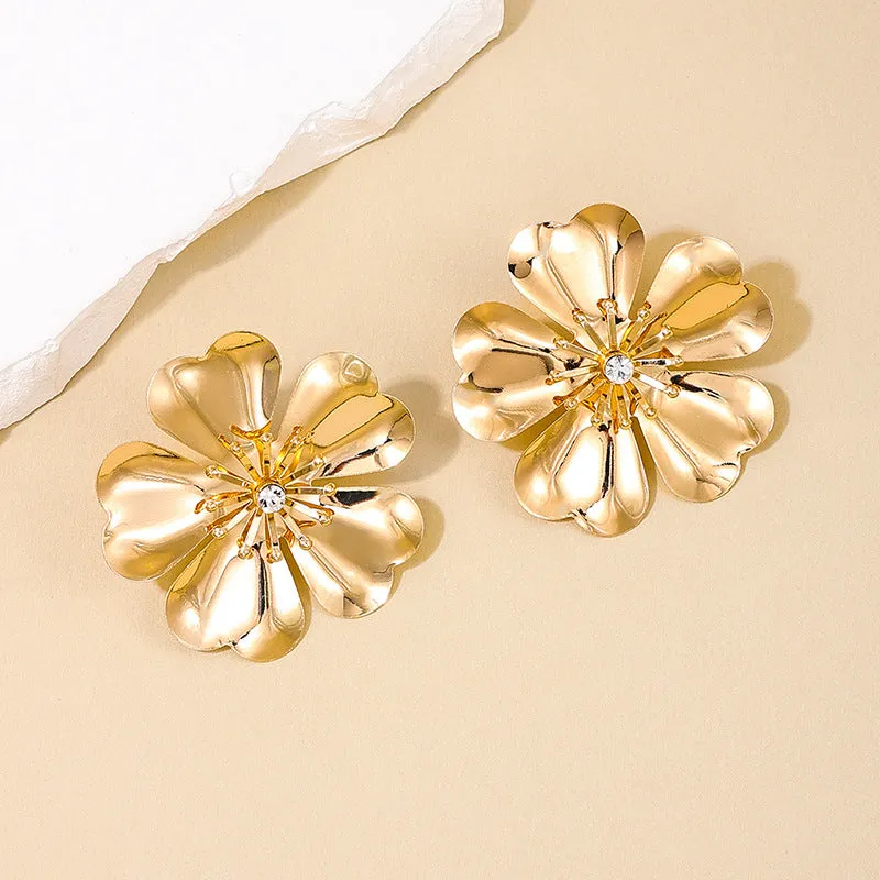 Exaggerated Large Flower Earrings with Sweet Instagram Vibe - Street Style Heart Petal Women's Earrings