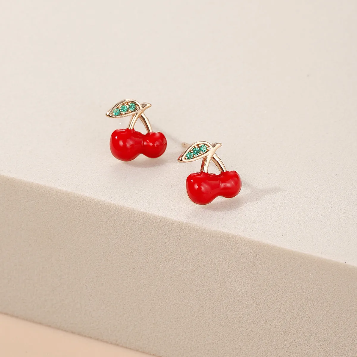 Fashionable Simple Metal Temperament Earrings