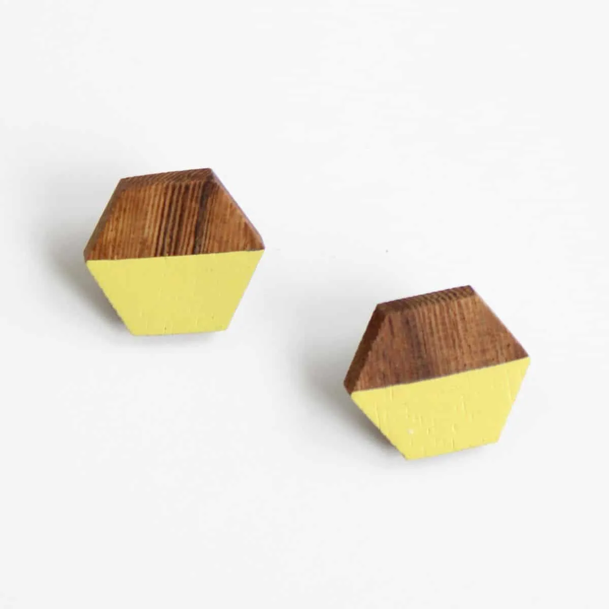 Hexagon Wooden Post in Yellow