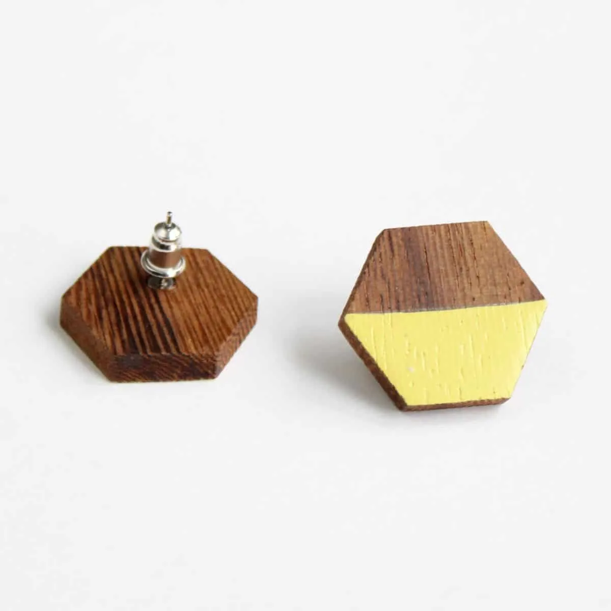 Hexagon Wooden Post in Yellow