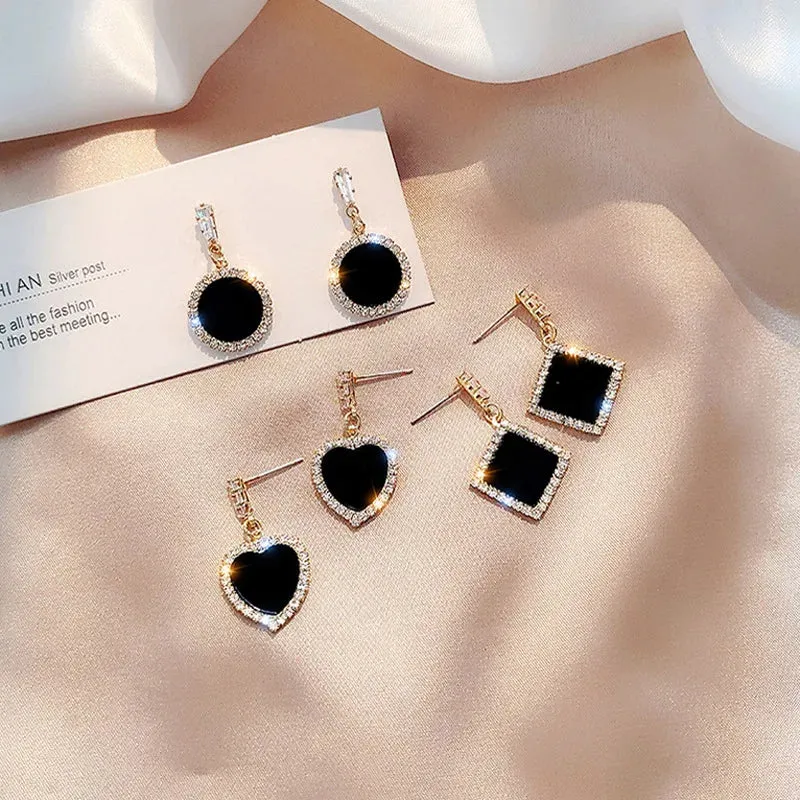 Korean version of hot new black round rhinestone earrings fashion simple and versatile temperament female wedding earrings jewel