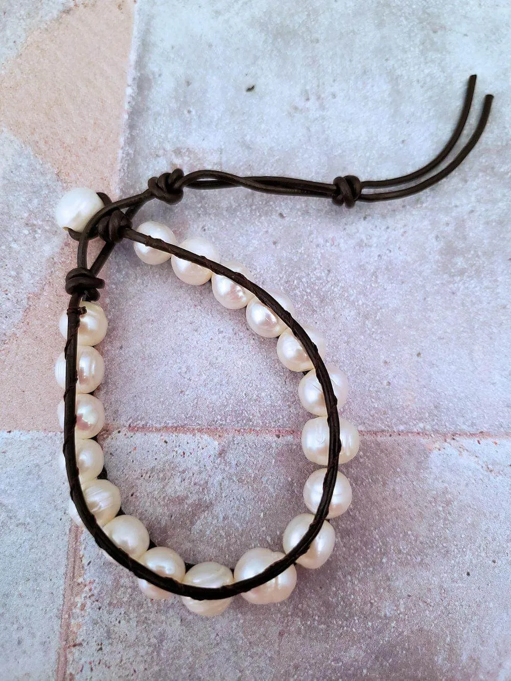 Leather and Pearl Bracelet - Single Wrap