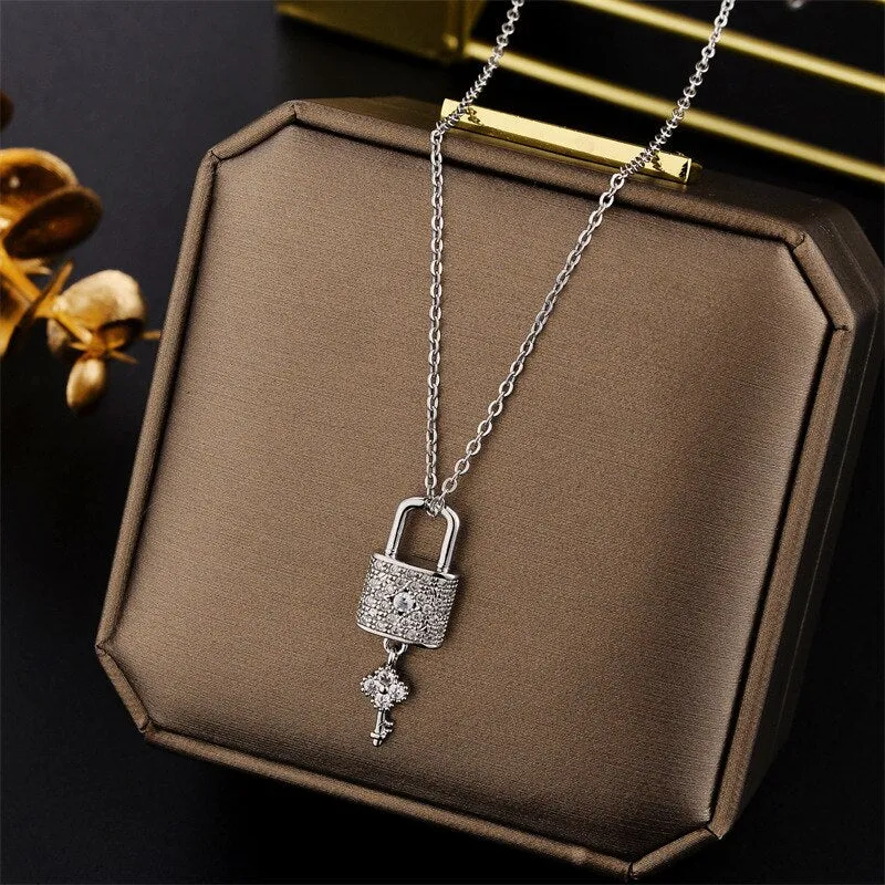 New Design Sense Luxury Zircon Crystal Stainless Steel Necklaces For Women Korean Fashion Sweet Sexy Ladies Neck Chain Jewelry