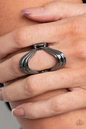 Paparazzi Ring ~ Keep An Open Mind - Black