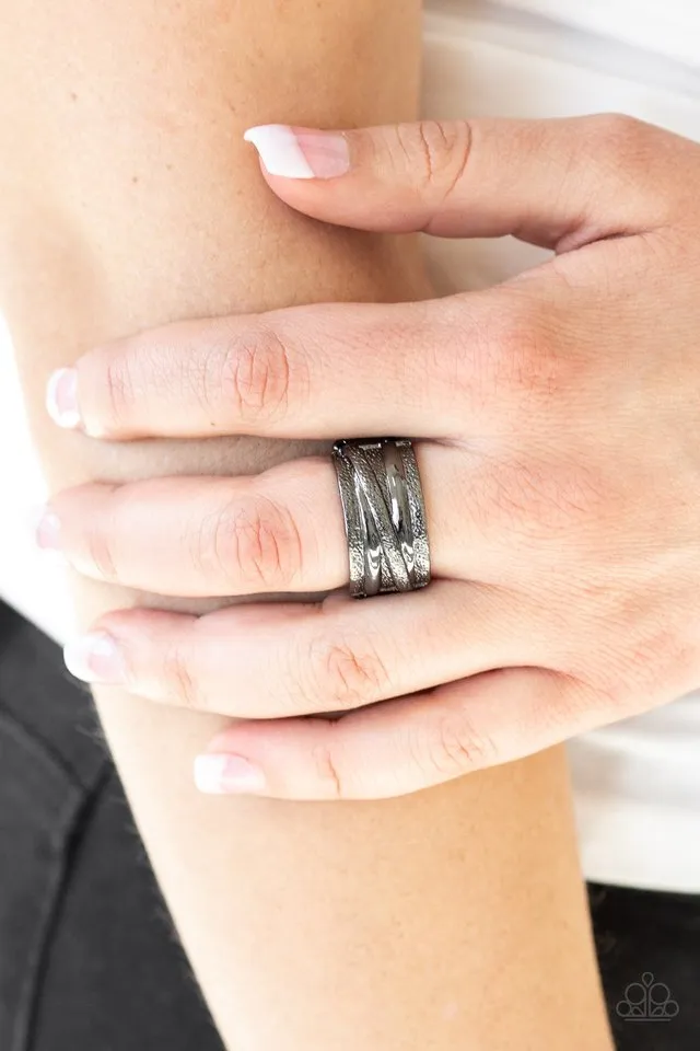 Paparazzi Ring ~ Rise and Shine - Black