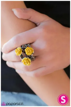 Paparazzi Ring ~ Rise and Shine - Yellow