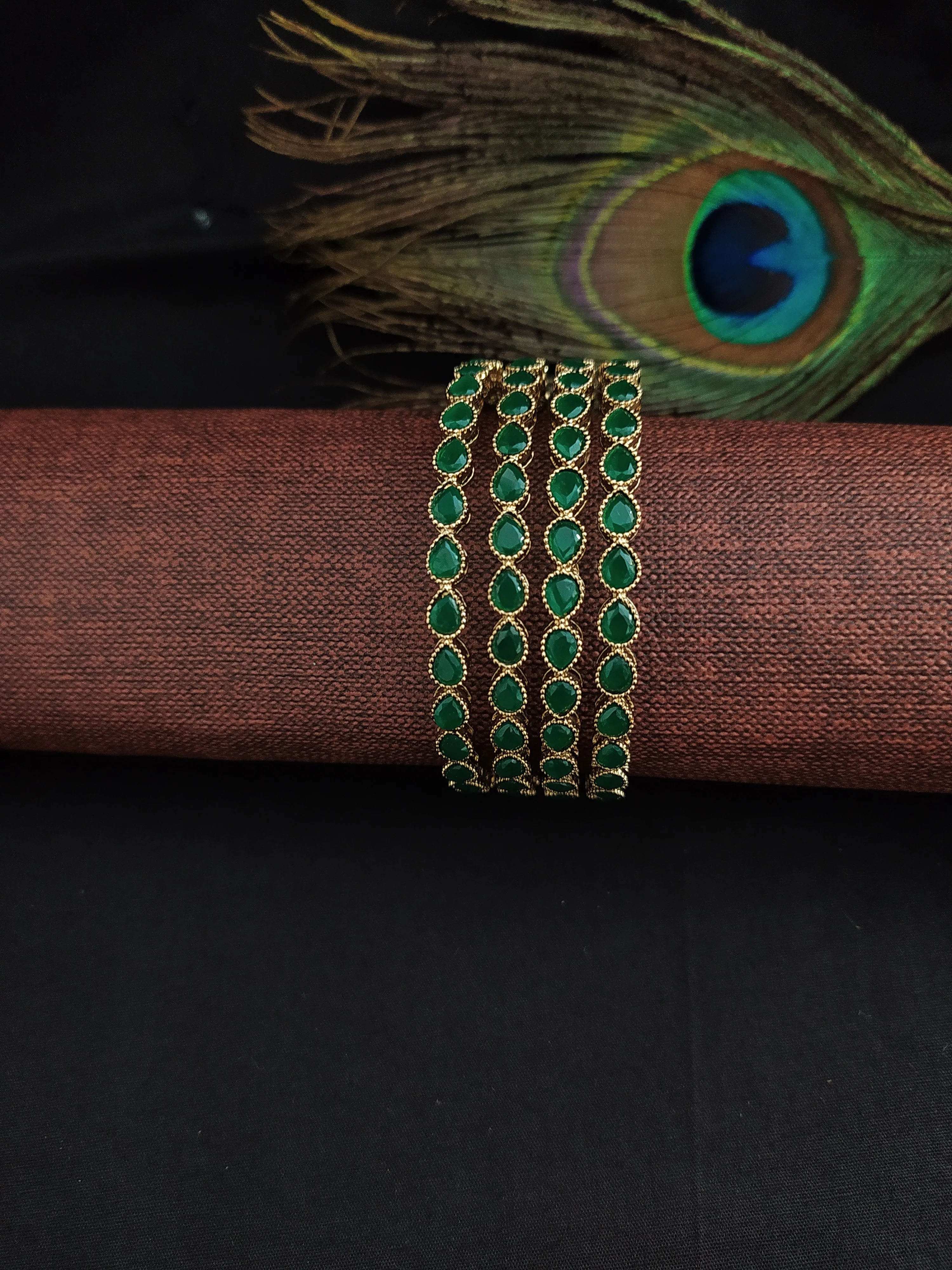 Radiant Choices Uncut Polki Mehandi Bangles (Ruby & Green)