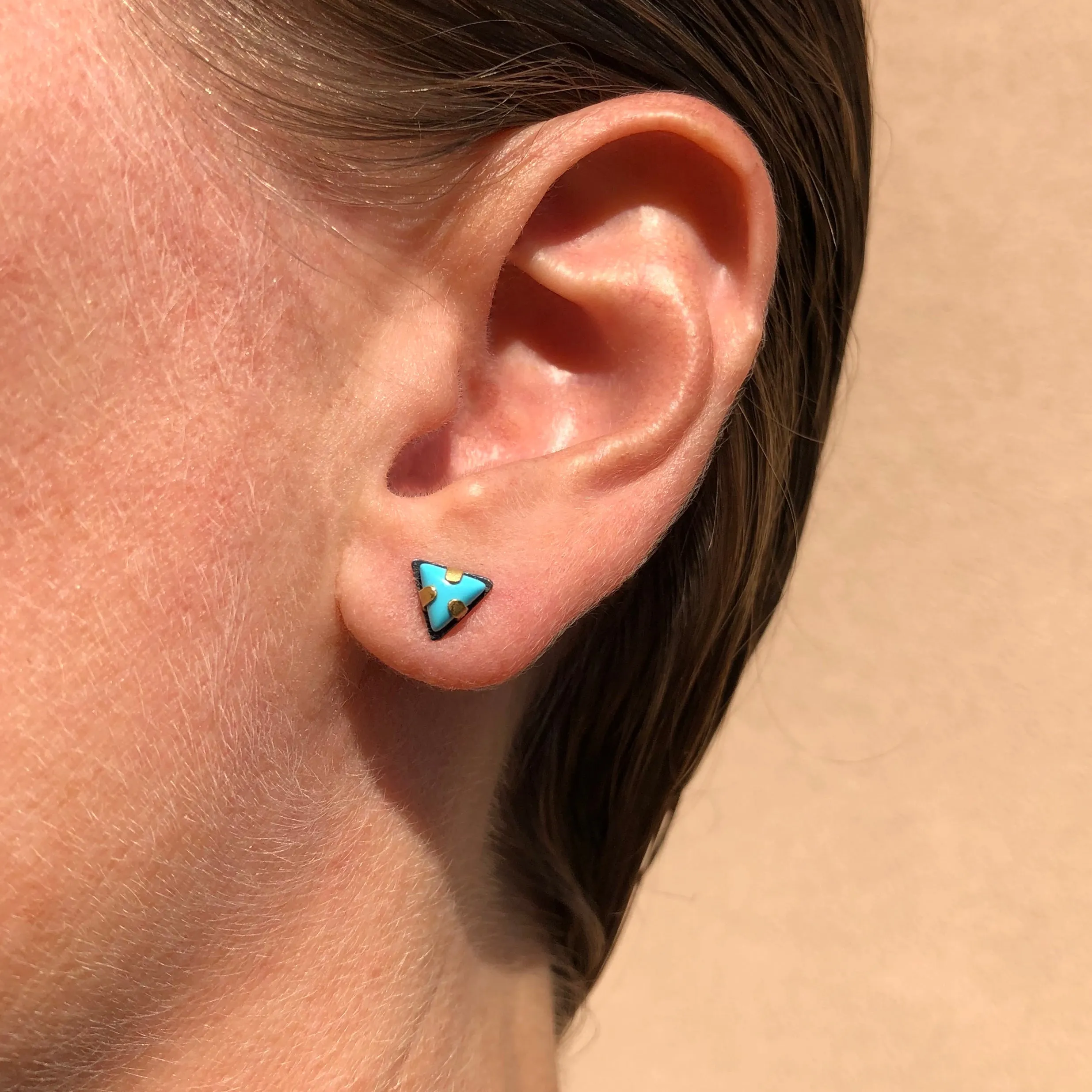 Small Triangular Turquoise Studs in Oxidized Silver and Gold Hammered Prongs