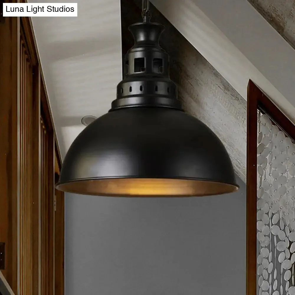 Vintage-style Iron Dome Pendant Light for Restaurant Ceilings - 1 Head, Black/White, Vented Socket