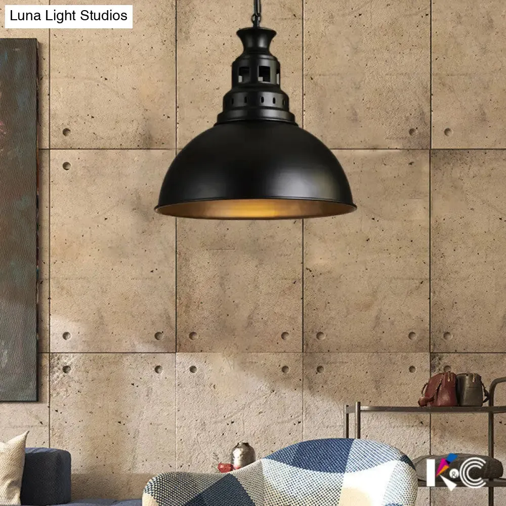 Vintage-style Iron Dome Pendant Light for Restaurant Ceilings - 1 Head, Black/White, Vented Socket